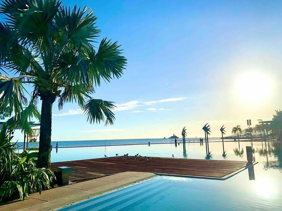 Oasis At Harbour Lights Cairns Apartment 0*,  Australia